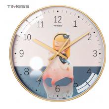 Timess 卡通儿童钟表客厅挂钟时尚简约时钟家用创意卧室石英钟现代大气挂表挂墙 QF2108-3 海马女孩 【12英寸】