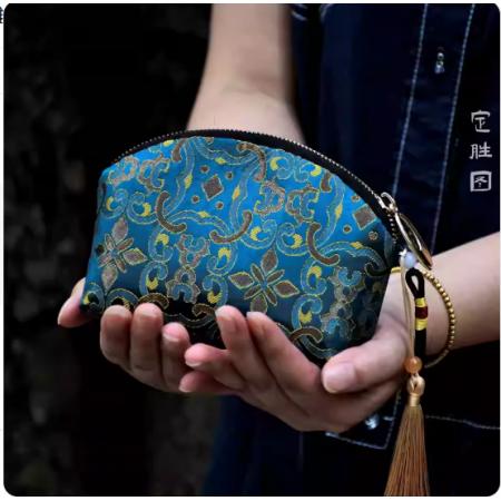 贝壳零钱-特价款非遗手工体验宋锦缎材料包新中式口金包DIY材料包	定胜图-蓝